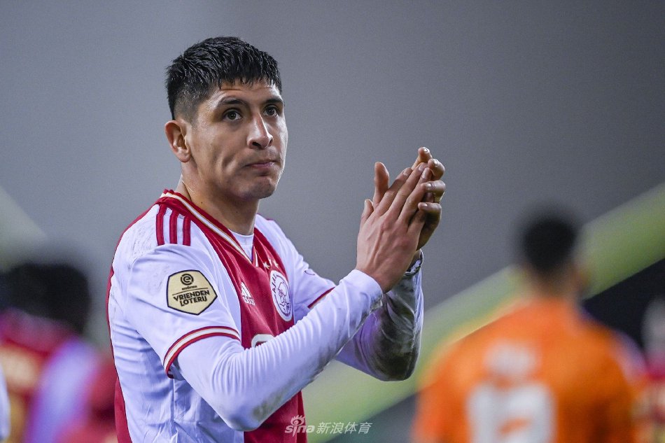 鹿季后赛早 鹿季后赛早